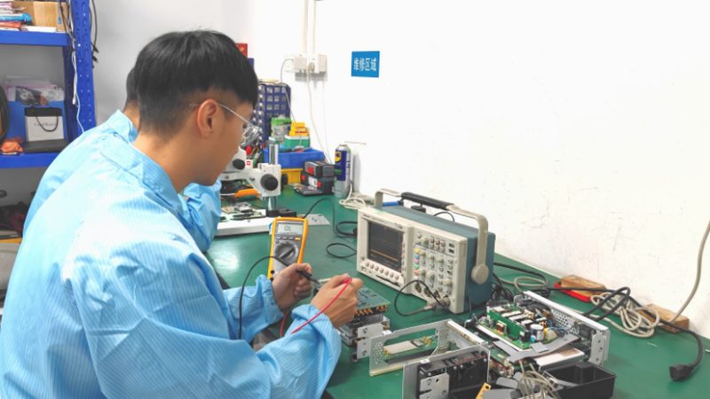 5S精度等级的电力仪表具有以下特点：