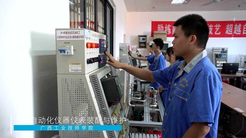 北京侧装式磁翻板液位计：揭秘其工作原理与应用